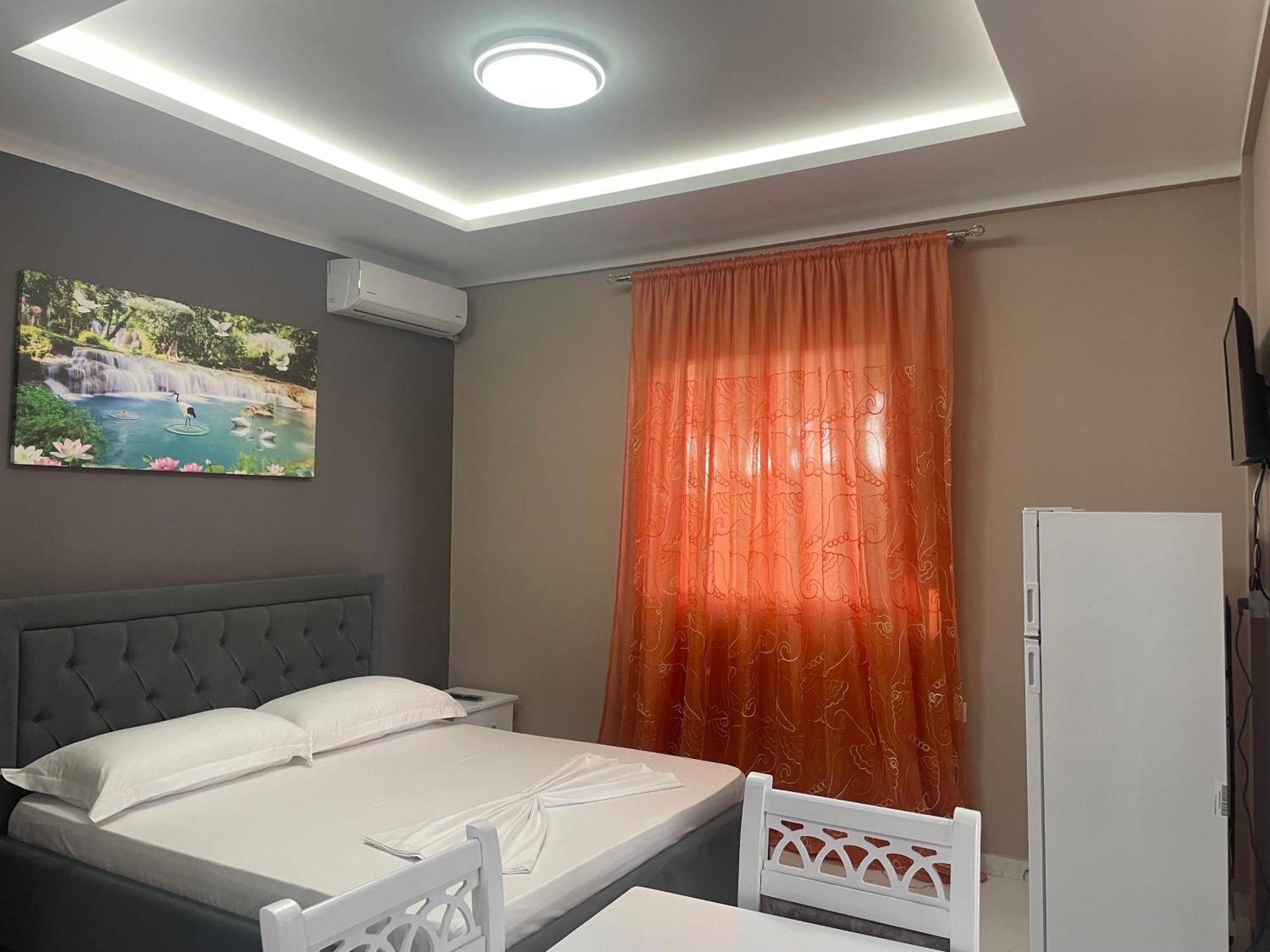 Vila Topi Vlorë エクステリア 写真
