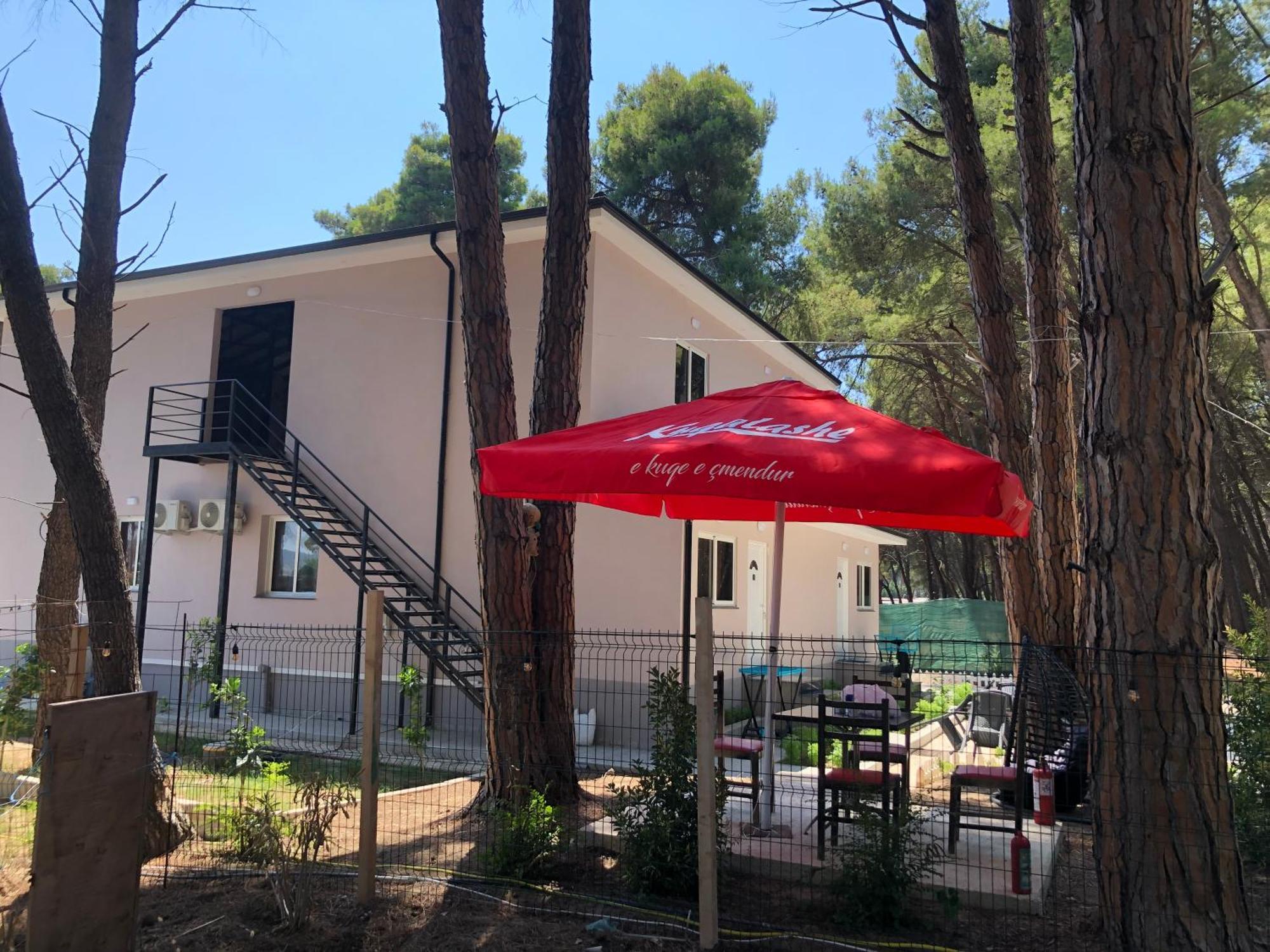 Vila Topi Vlorë エクステリア 写真