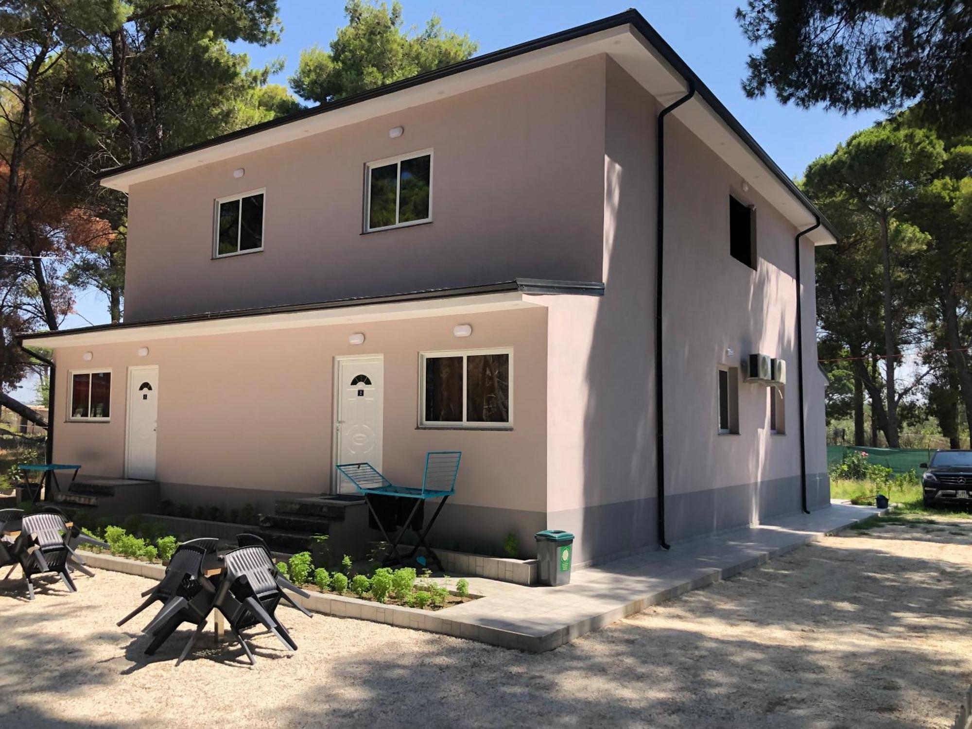 Vila Topi Vlorë エクステリア 写真